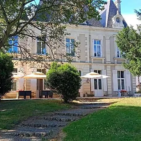 Chateau Du Breuil Nyaraló *